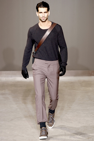 Louis Vuitton / - 2010-2011